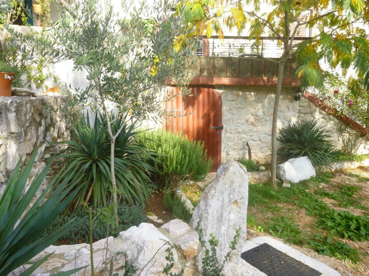 Cosy Getaway Villa Gostinjac Eksteriør bilde